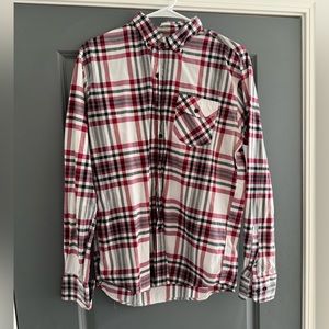 Men’s medium long sleeve button down